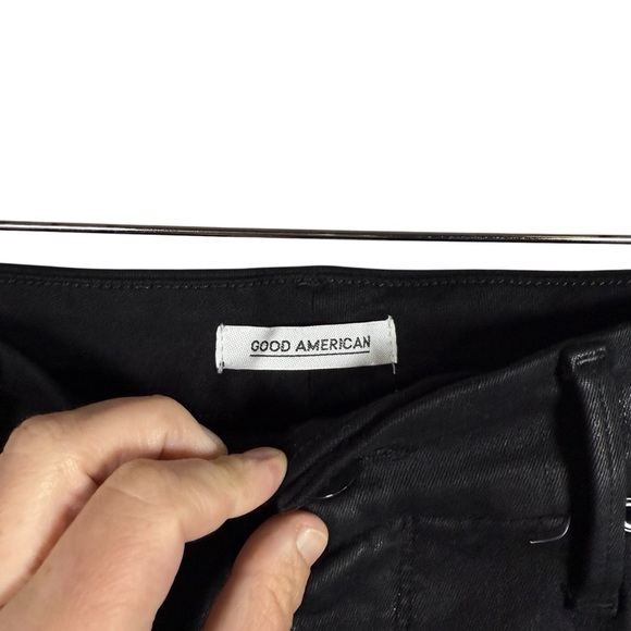 Good American Good Legs Coated Slim Straight Jeans in Black Size 20W - Picture 4 of 6